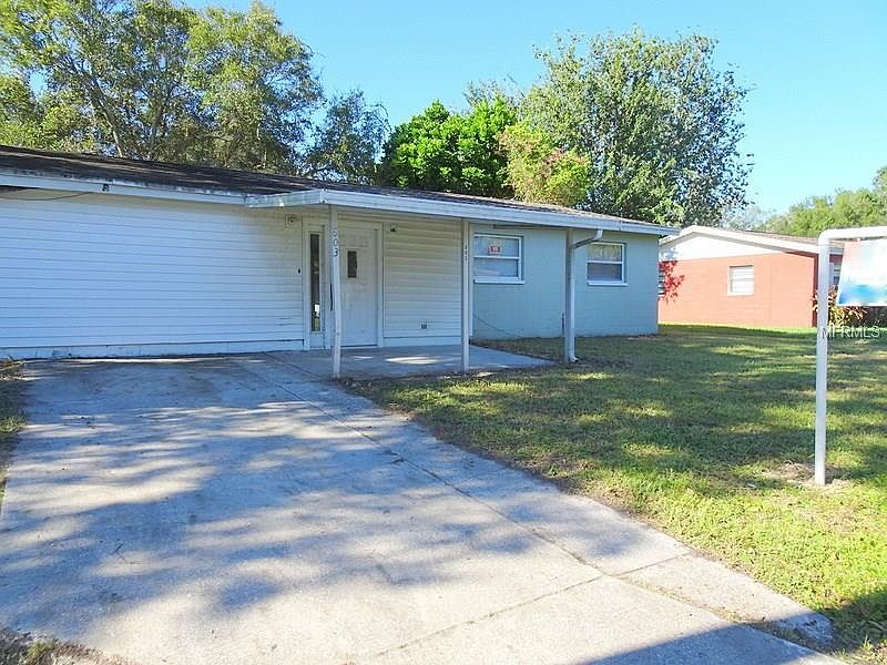 1st image of 803 Papaya Dr
