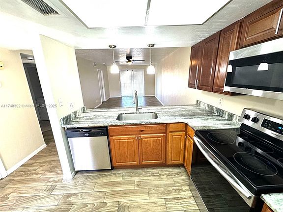 4th image of 610 Gerald Ave APT 324
