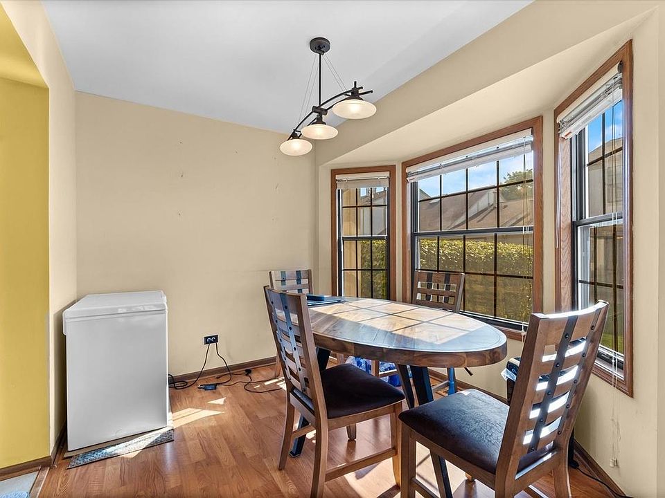 1st image of 4585 Olmstead Dr