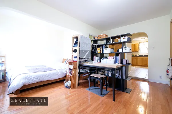 Rented by ZealEstate Group Inc | media 26