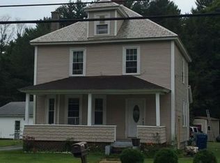 86 Holyoke St, Easthampton, MA 01027