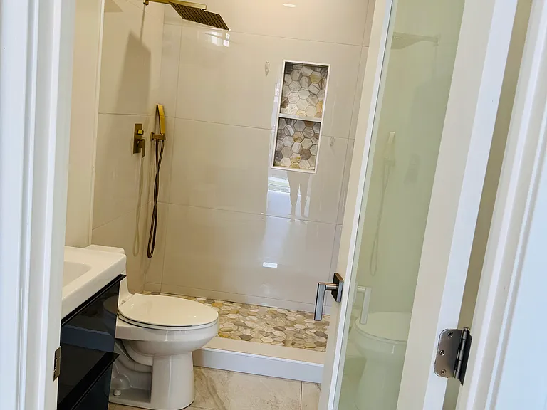 617 Avenida Vaquero — Photo 9