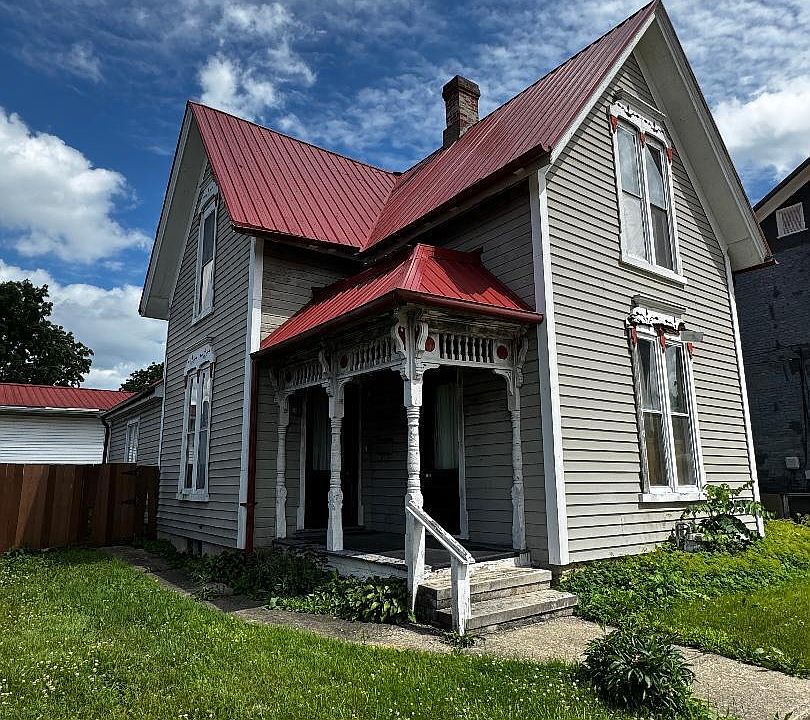 1st image of 313 S Main St