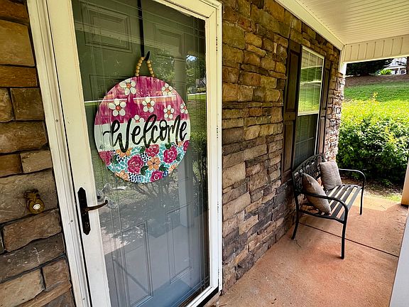 2nd image of 230 Autumn Ridge Ct
