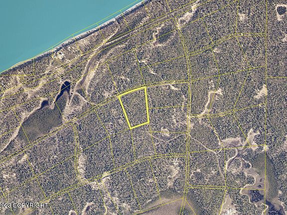 4th image of L354 Moose Point Rd
