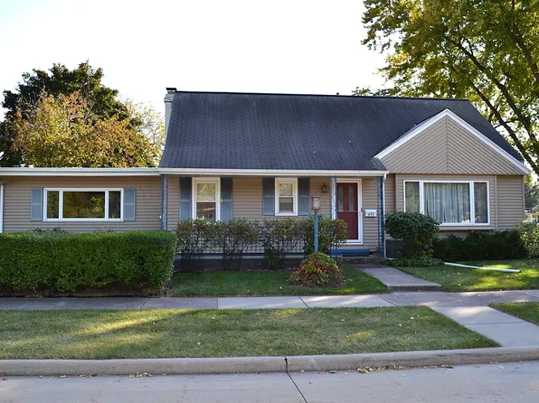 655 W 19th Ave, Oshkosh, WI 54902