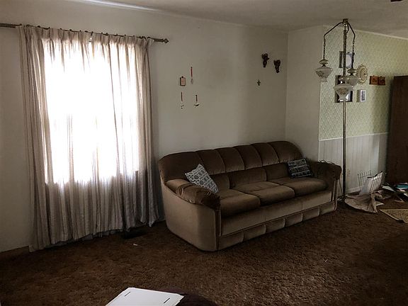 4th image of 1108 N 6th St