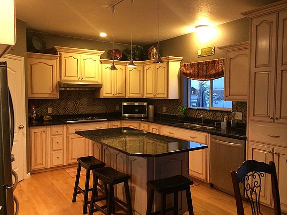 Spacious kitchen