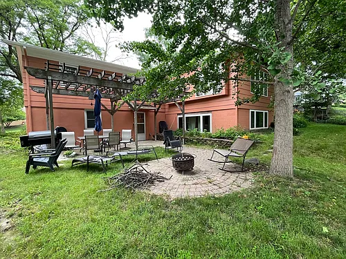 1408 Linden Dr Photo 1
