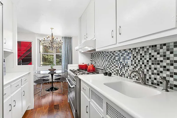 Sold by Compass | media 4