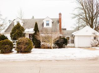 1602 Chamberlain Ave SE, Grand Rapids, MI