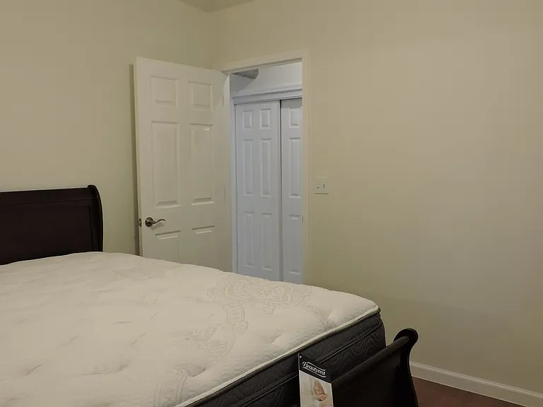 309 Sycamore Street Apartments — Photo 20