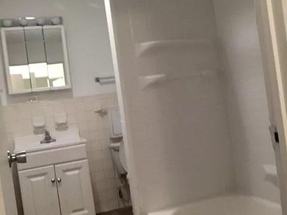 2nd image of 5515 Georgia St
