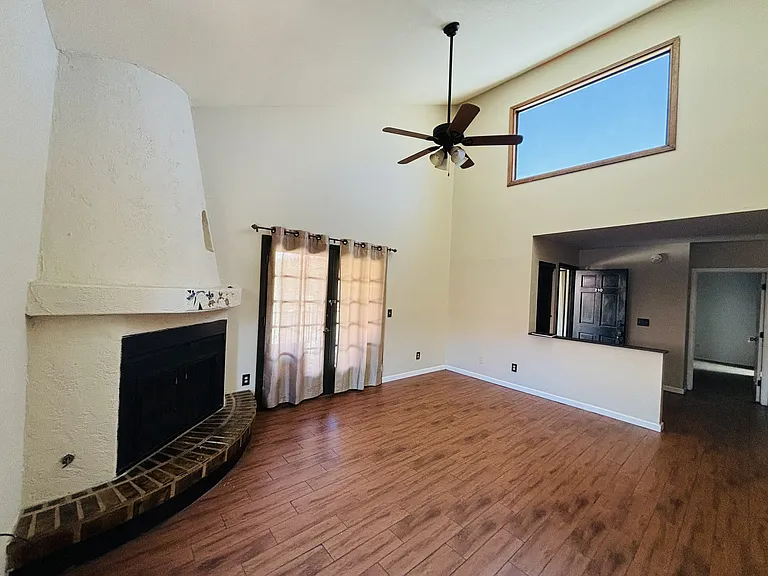 8255 N Oracle Rd #210 — Photo 26