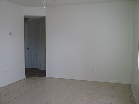 2nd image of 1318 Carlsbad Pl