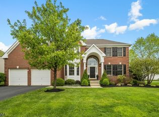 14 Rouser Way, Hillsborough, NJ 08844