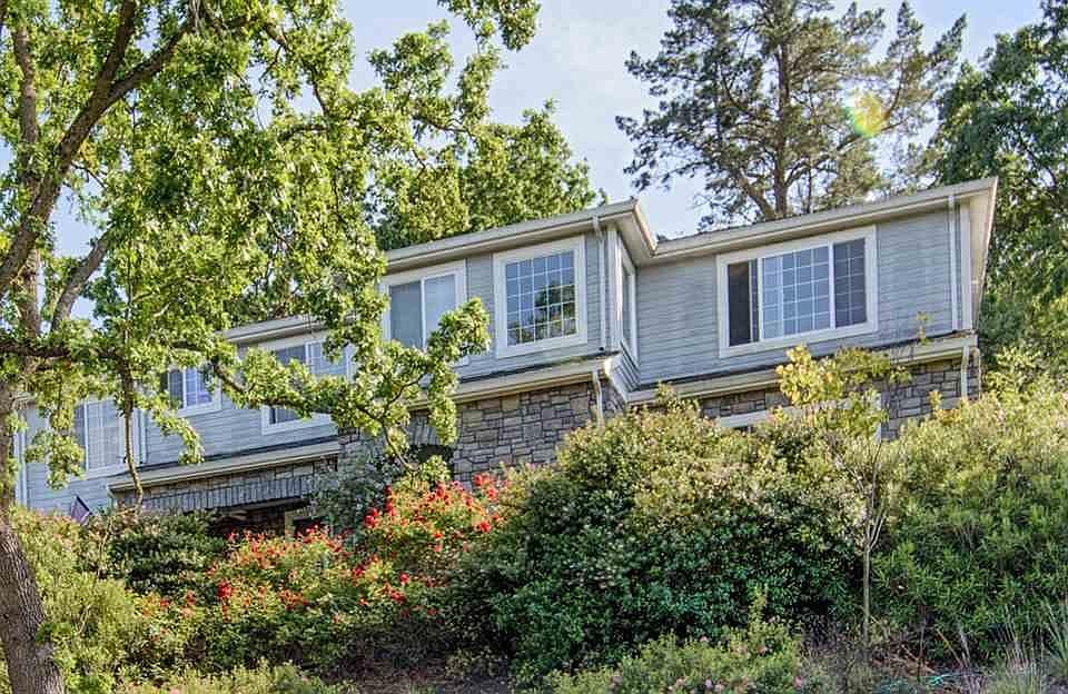 1st image of 457 Kottinger Dr