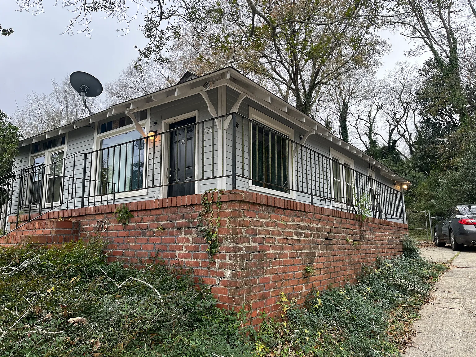 970 North Ave photo 1