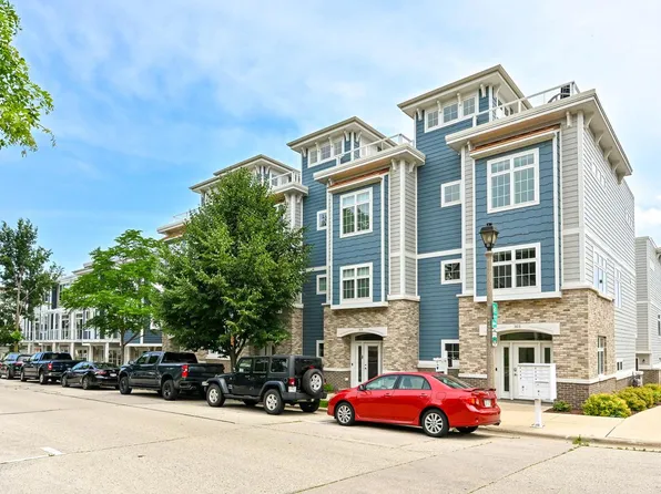 307 E Pier STREET, Port Washington, WI 53074