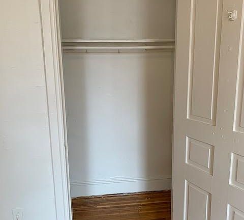3rd image of 2211 Saint James St #3R