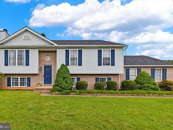 4th image of 10800 Allie Pl