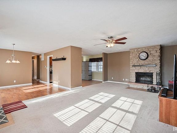 2nd image of 3609 Southlea Dr