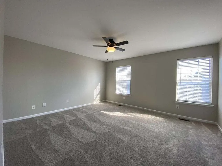 2052 Blackhorse Ln — Photo 8