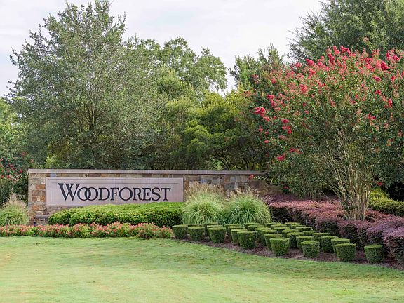 Woodforest Amenities