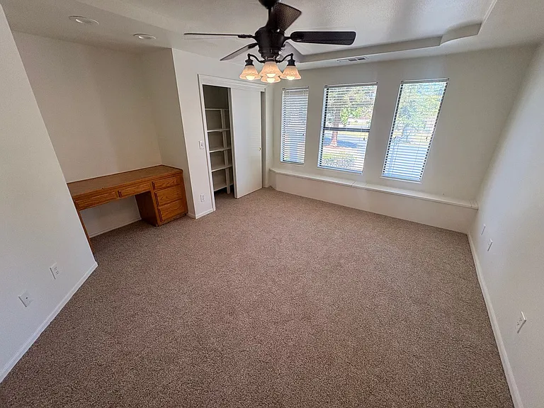 5339 W Sweet Ct — Photo 7