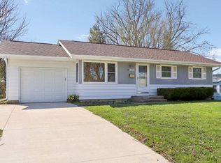 4606 Mandrake Rd, Madison, WI 53704