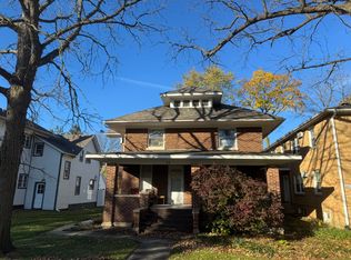 219 N Brainard St #2, Naperville, IL 60540