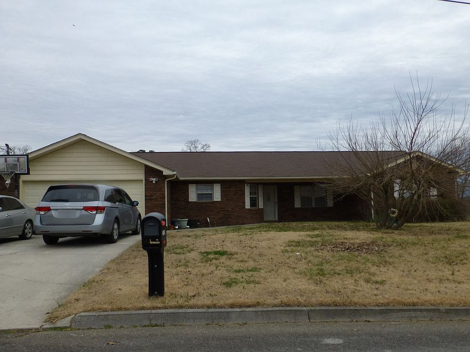 1st image of 2120 Katie Ln