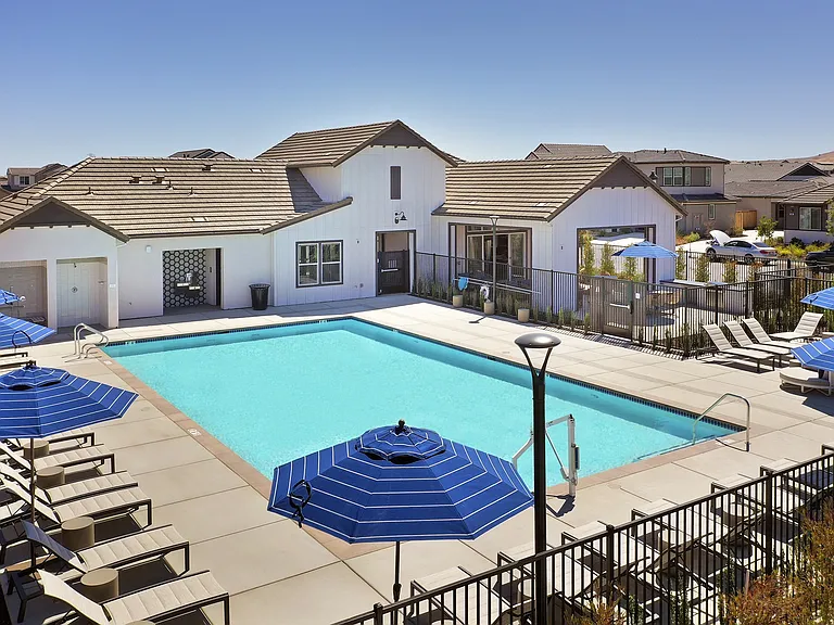 Sierra Vista — Photo 36