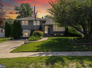 306 Fenimore Ln, Delanco, NJ 08075