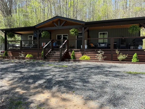 71 Ledford Ridge Lane, Bakersville, NC 28705