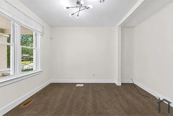 6183 Woodhall St — Photo 9