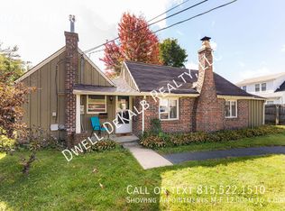 702A Normal Rd, Dekalb, IL 60115