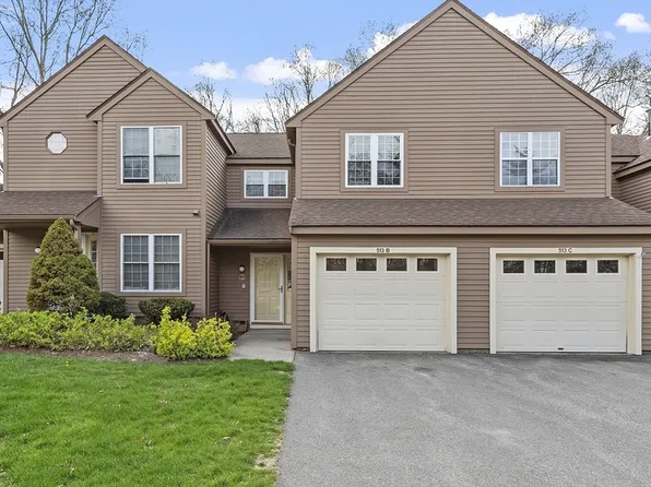 513 Ridgefield Cir #B, Clinton, MA 01510