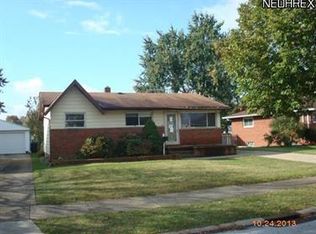 16207 Hocking Blvd, Brookpark, OH 44142