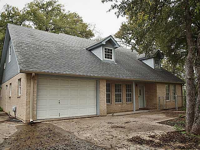 1st image of 141 Deer Run Dr