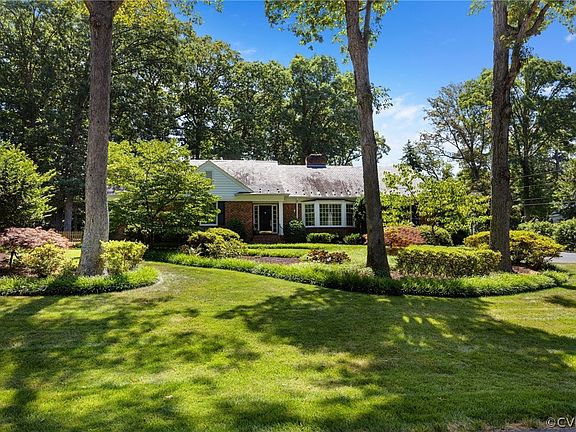 2nd image of 211 Wexleigh Dr