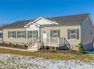 1005 Levi Rd, Green Bay, VA 23942