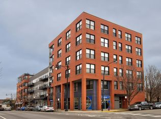 1621 S Halsted St APT 403, Chicago, IL 60608