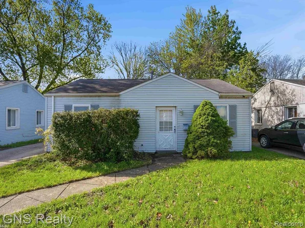 2717 Normandy Rd, Royal Oak, MI 48073