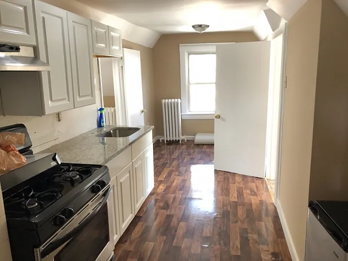 288 Ashford Ave APT 2 photo 1