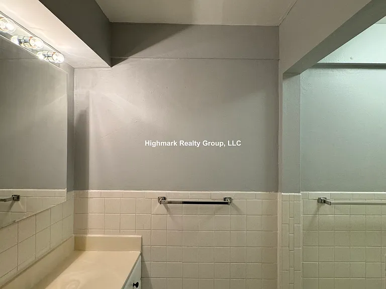 8644 Skokie Blvd #302A — Photo 15