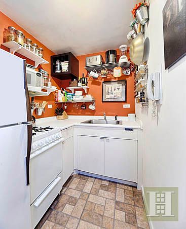 2nd image of 165 W 66th St APT 20F