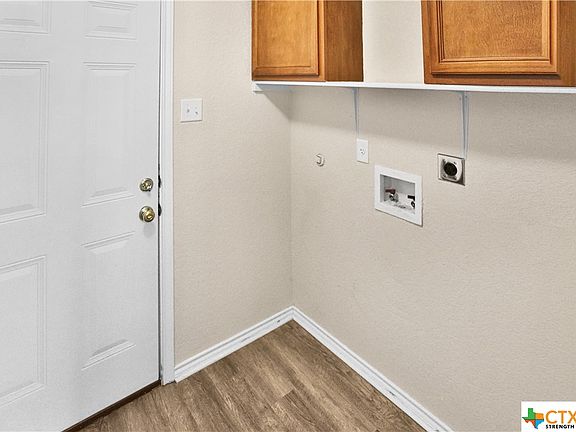 5th image of 4734 Brook North Dr