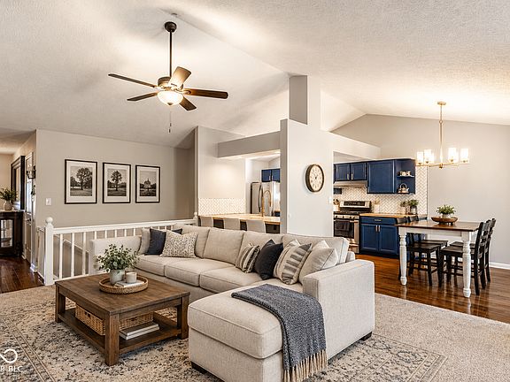 5th image of 3360 Fox Orchard Cir