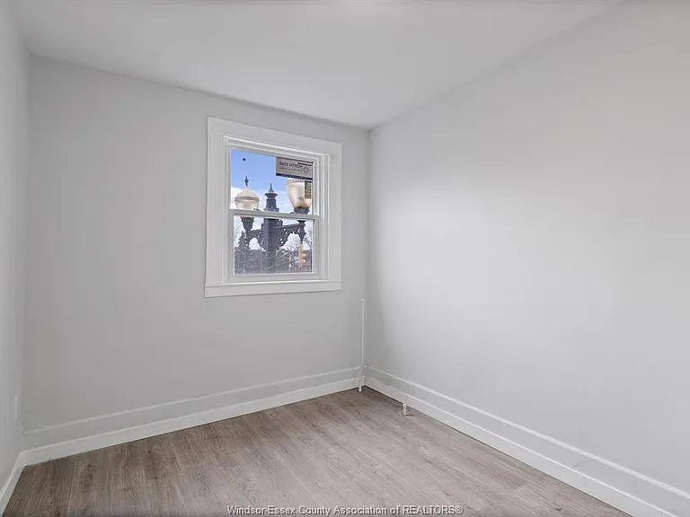 900 Ottawa St #10 — Photo 10